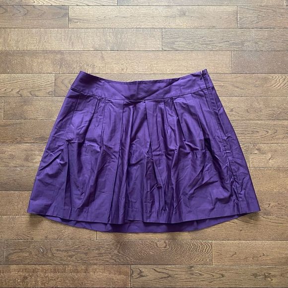 NEW Gap Skirt - Picture 2 of 8